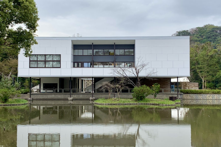 旧神奈川県立近代美術館 鎌倉　～自然と一体になる建築～