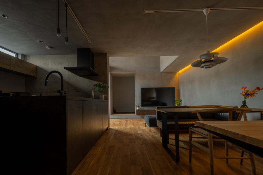 北庭がつくる“やさしい光” ― 旗竿敷地でも心地よく暮らせる家づくり