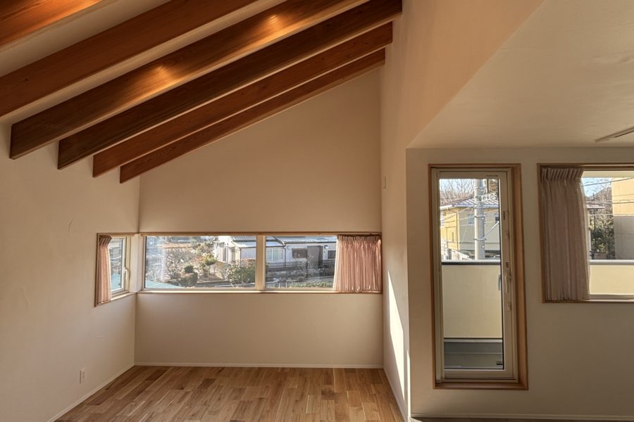 連続する登り梁のいえ