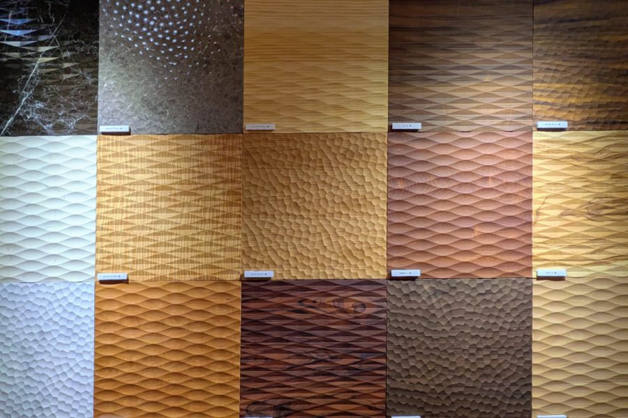 壁面で楽しむ、木の表情