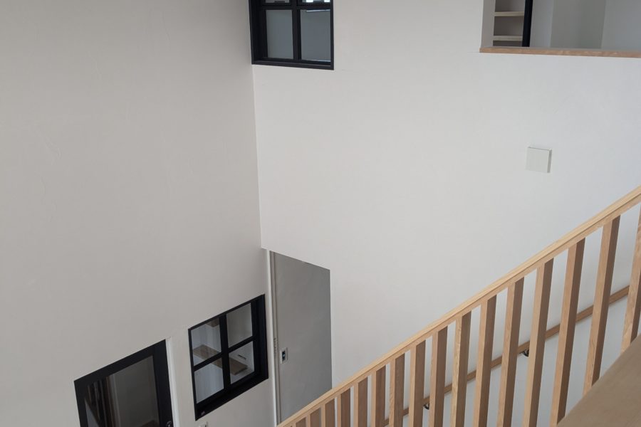 自然素材とブラックカラー